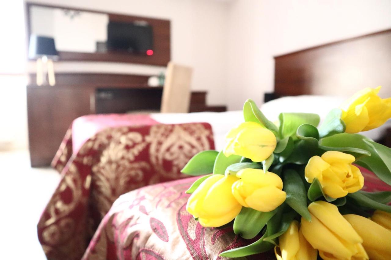 Aparthotel Ekspresja Nakło nad Notecią Zewnętrze zdjęcie